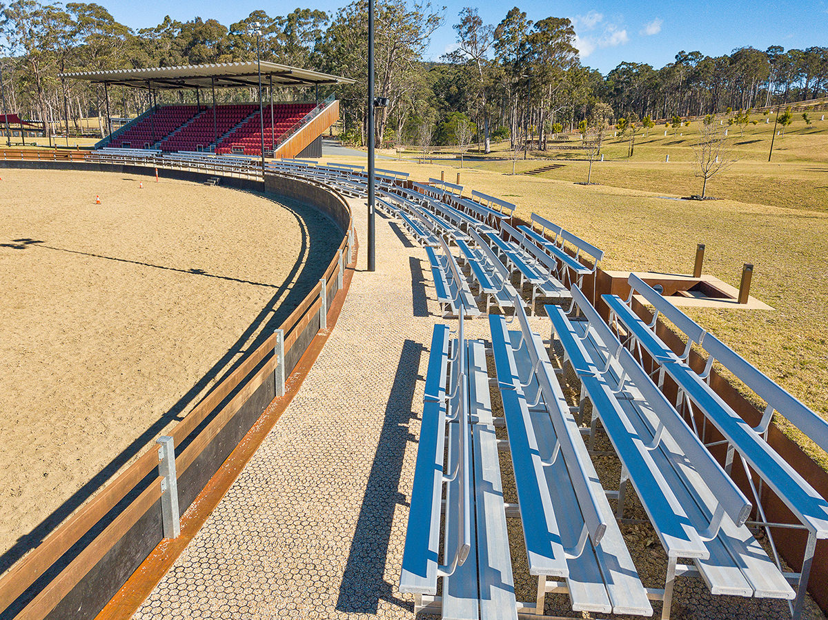 BAB Aluminium equine outdoor seating willinga park